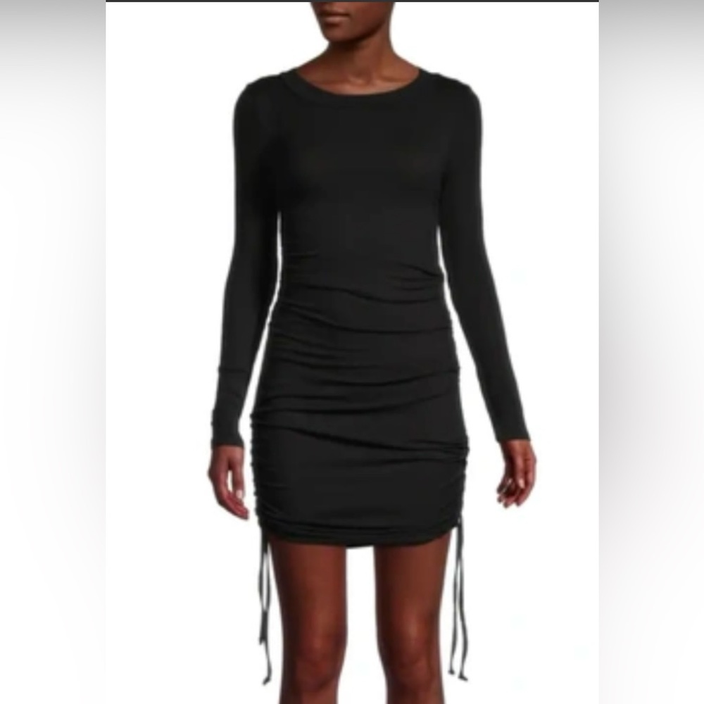 HASHTTAG IN TREND
Side-Ruch Bodycon Rib Dress